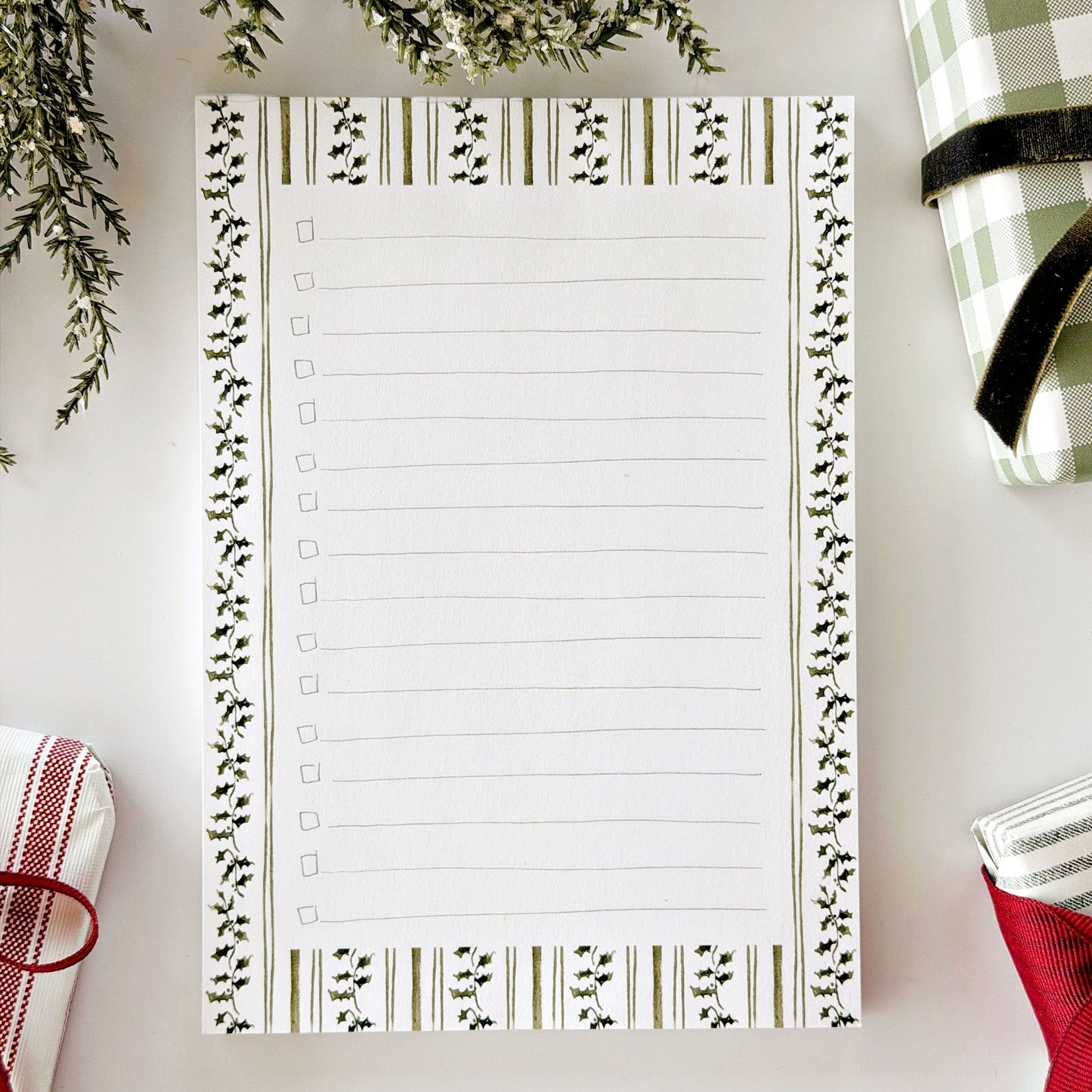 holly pattern checklist notepad